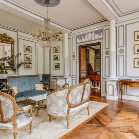 Chateau De - Luxury Estate And Wedding Venue *